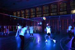 Neon-Roplabda-Est_2025_10