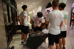 Neon-Roplabda-Est_2025_44